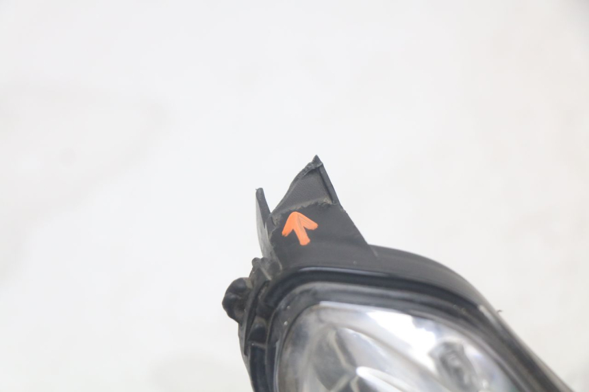 photo de FRONT HEADLIGHT YAMAHA XMAX X-MAX 125 (2006 - 2009) - Zoom on usage condition