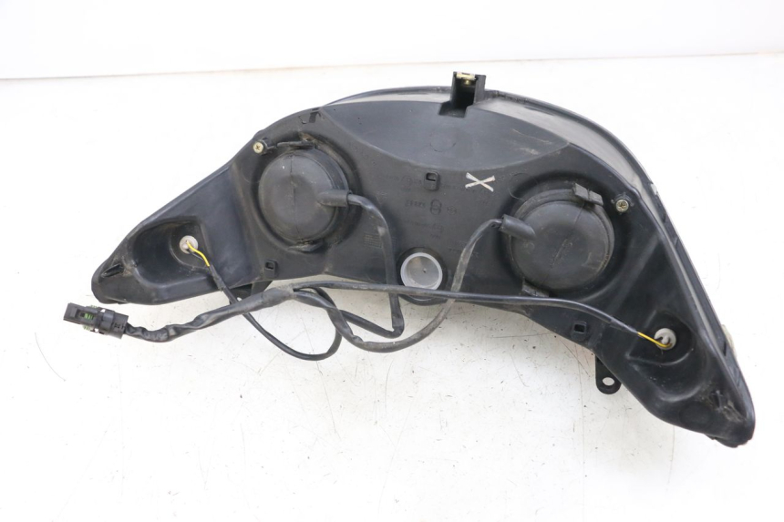 photo de FRONT HEADLIGHT PIAGGIO X8 125 (2004 - 2007) - Product overview
