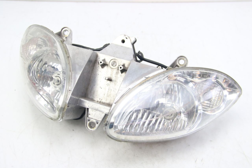 photo de FRONT HEADLIGHT PIAGGIO X9 EVOLUTION 125 (2003 - 2007) - Component detail