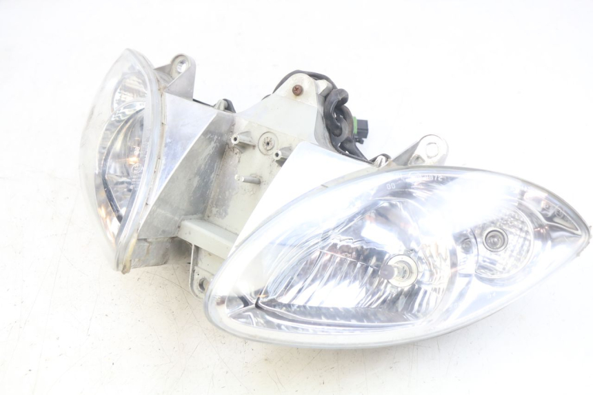 photo de FRONT HEADLIGHT PIAGGIO X9 EVOLUTION 125 (2003 - 2007) - Fixing points details