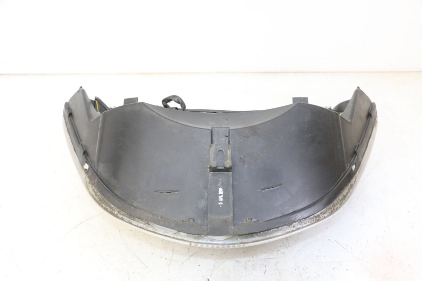 photo de FRONT HEADLIGHT PIAGGIO XEVO - X EVO 125 (2007 - 2017) - Alternative perspective