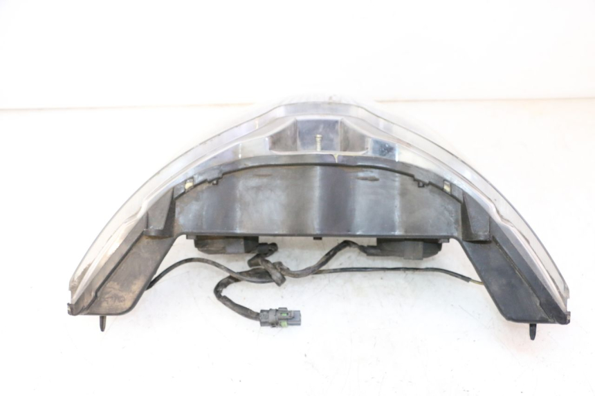 photo de FRONT HEADLIGHT PIAGGIO XEVO - X EVO 125 (2007 - 2017) - Fixing points details