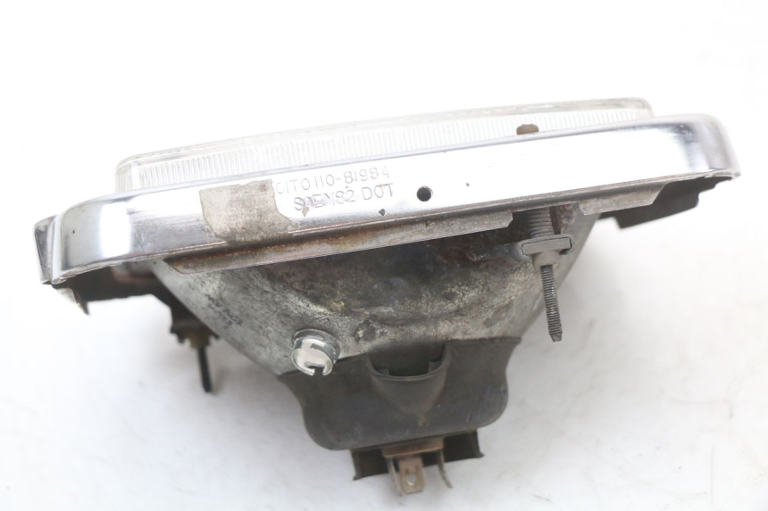 photo de HEADLIGHT YAMAHA XJ F 900 (1983 - 1994) - Technical close-up