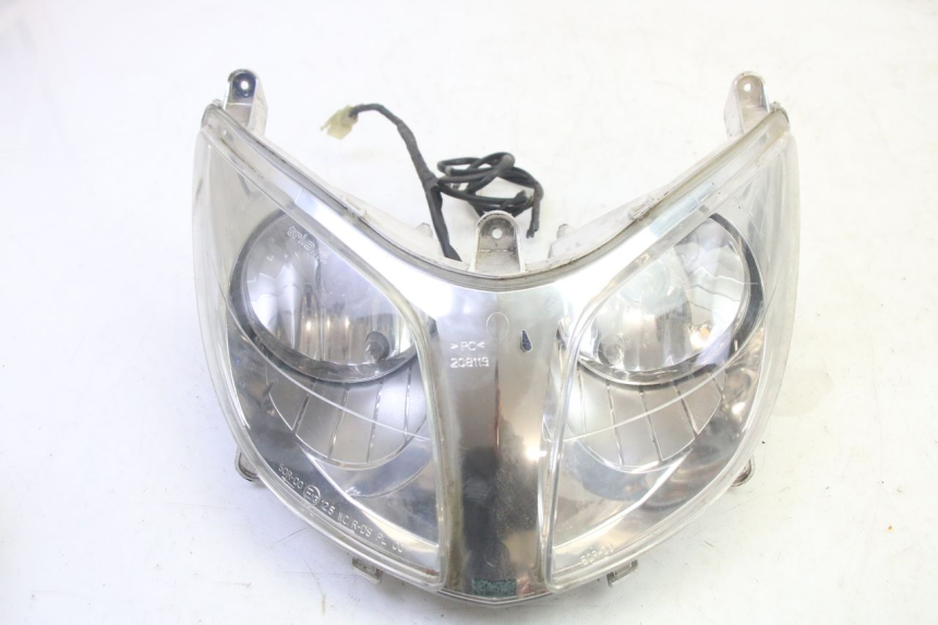 photo de FRONT HEADLIGHT YAMAHA YP MAJESTY 125 (2007 - 2010) - Component detail