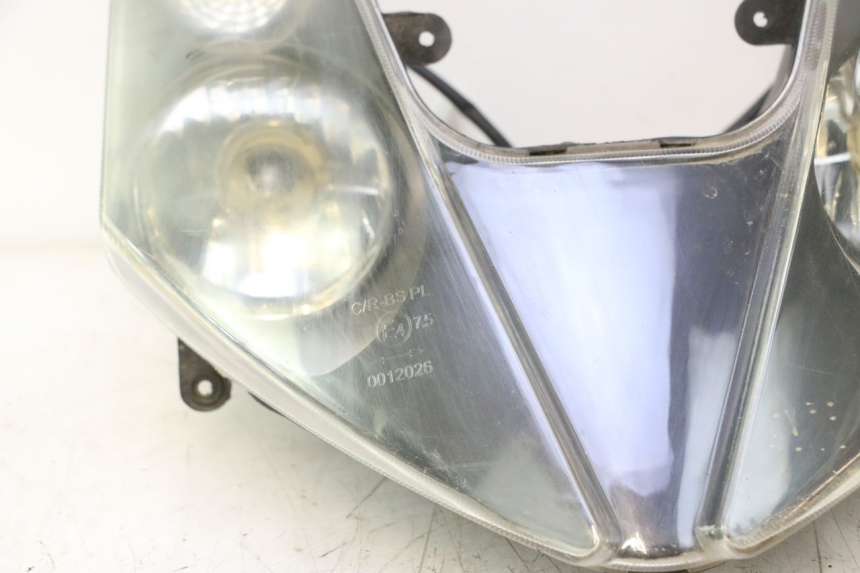 photo de HEADLIGHT YIYING YY50QT-6 50 - Focus on structure