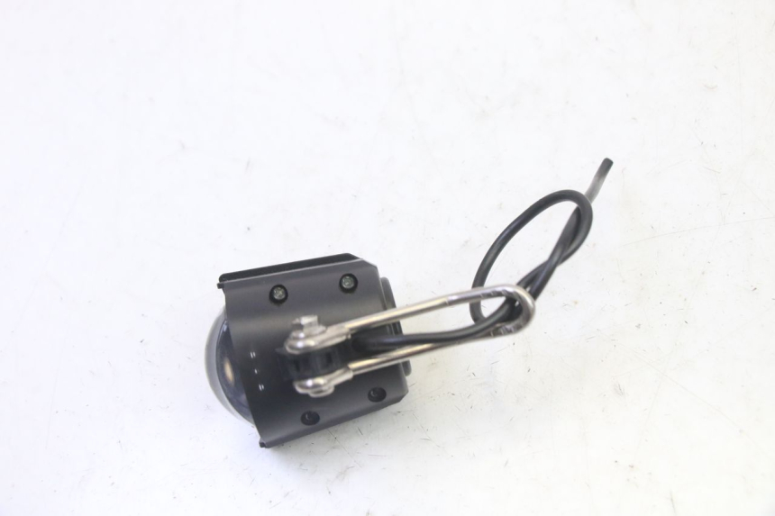 photo de HEADLIGHT MOOVWAY Z8 1 - Technical close-up