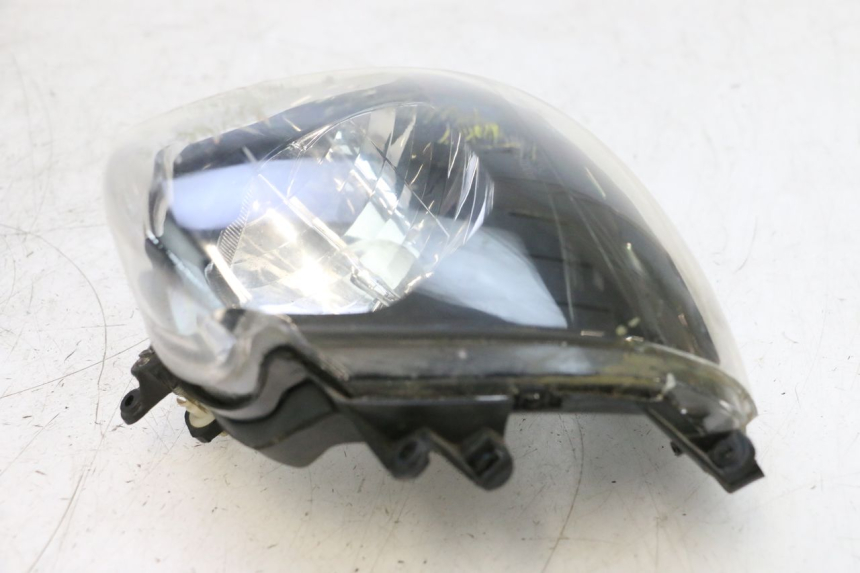 photo de FRONT HEADLIGHT PIAGGIO ZIP 4T 50 (2018 - 2020) - Technical close-up