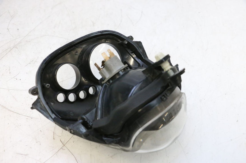 photo de FRONT HEADLIGHT PIAGGIO ZIP 4T 50 (2018 - 2020) - Fixing points details