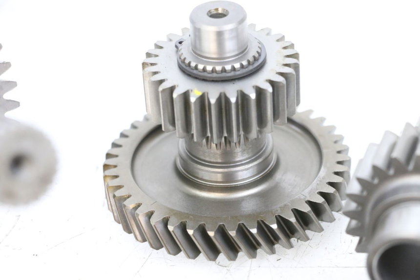 photo de TRANSMISSION DRIVE GEAR SHAFT SUZUKI BURGMAN 650 (2013 - 2020) - Markings and original references