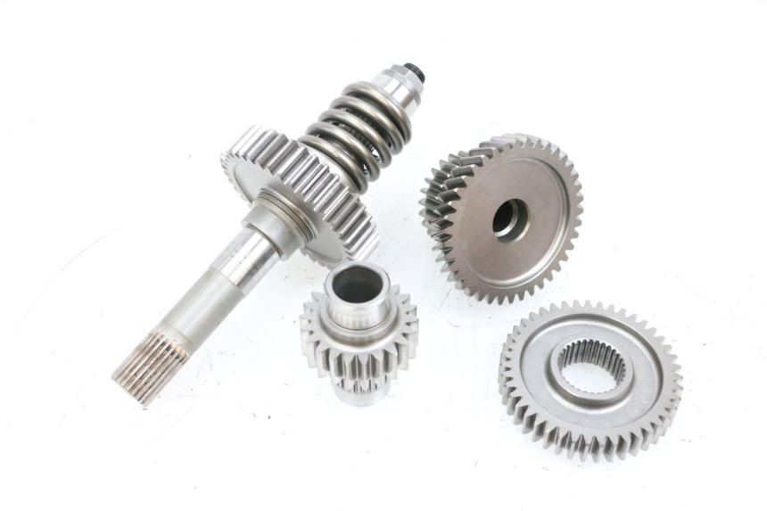 photo de TRANSMISSION DRIVE GEAR SHAFT SUZUKI BURGMAN EXECUTIVE ABS 650 (2006 - 2012) - Technical close-up