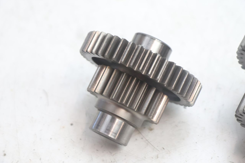 photo de TRANSMISSION DRIVE GEAR SHAFT SUZUKI BURGMAN EXECUTIVE ABS 650 (2006 - 2012) - Component detail