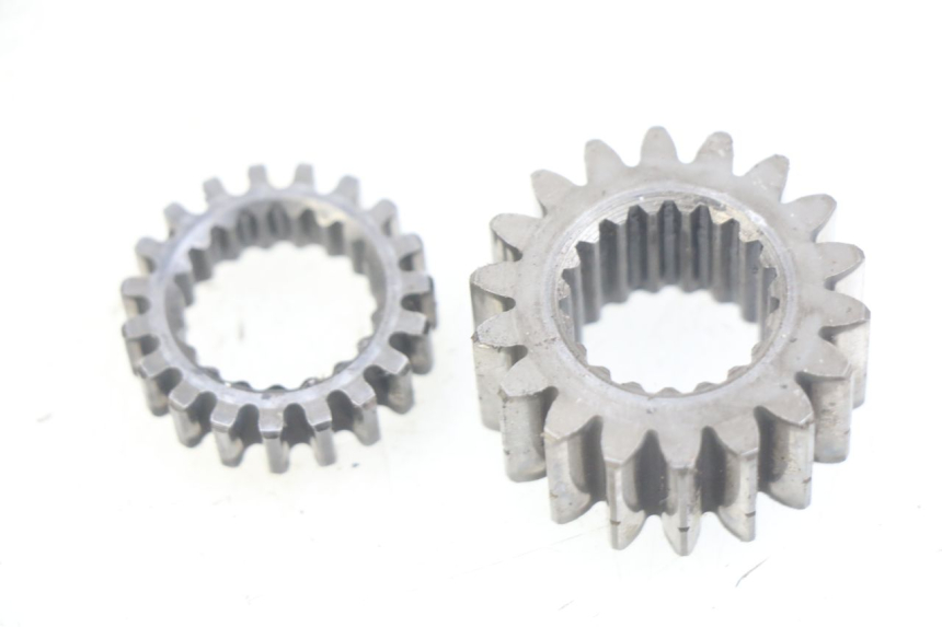 photo de TRANSMISSION SPROCKET HONDA CM 125 (1983 - 2003) - Main view