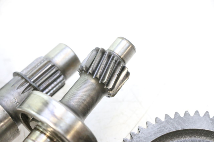 photo de TRANSMISSION DRIVE GEAR SHAFT PEUGEOT KISBEE 4T 50 (2018 - 2022) - Technical close-up