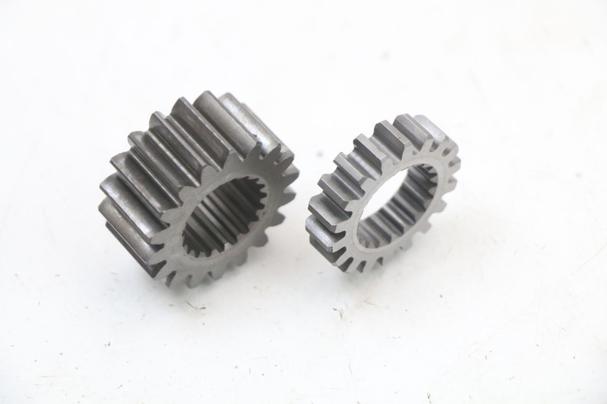 photo de TRANSMISSION SPROCKET REGAL RAPTOR RAXTER 2 125 (2007 - 2015) - Zoom on usage condition