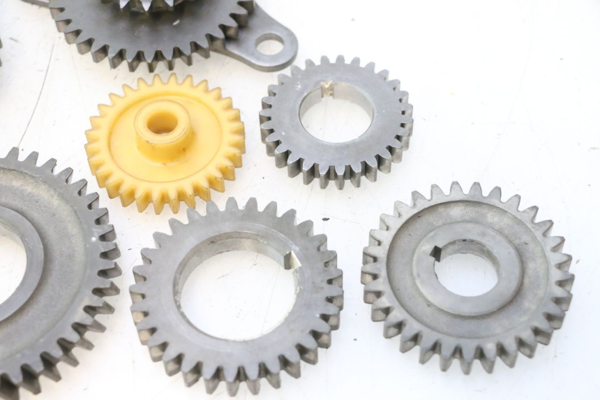 photo de TRANSMISSION DRIVE GEAR SHAFT CAN-AM SPYDER RS 1000 (2008 - 2012) - Detailed visual inspection