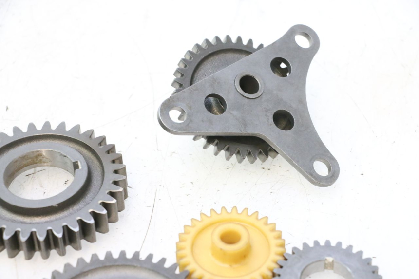 photo de TRANSMISSION DRIVE GEAR SHAFT CAN-AM SPYDER RS 1000 (2008 - 2012) - Checked used part