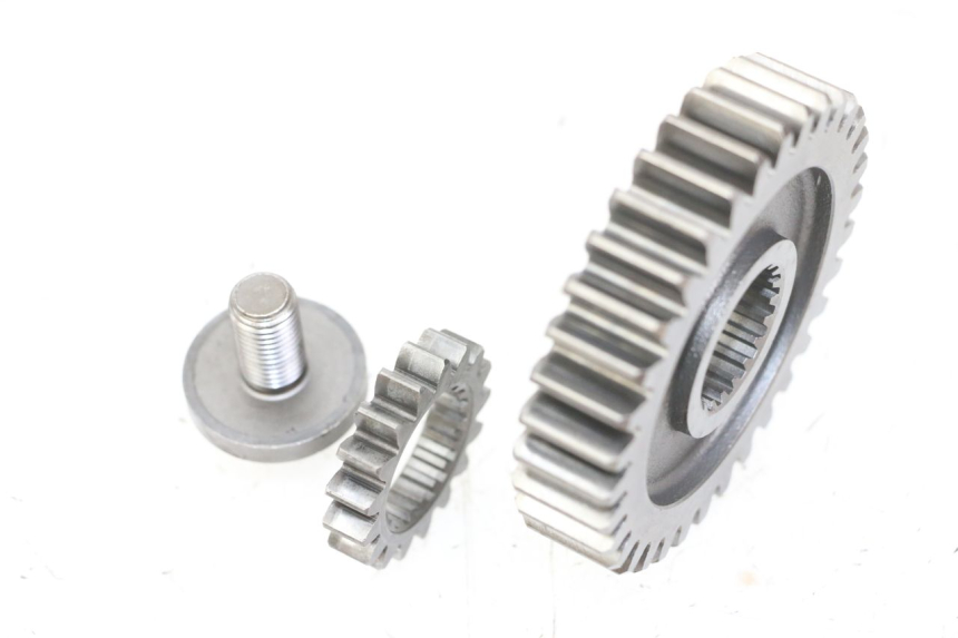 photo de TRANSMISSION DRIVE GEAR SHAFT SUZUKI SV S 650 (1999 - 2002) - Alternative perspective