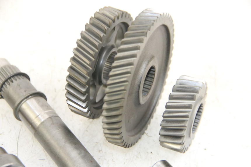 photo de TRANSMISSION DRIVE GEAR SHAFT YAMAHA XP T-MAX TMAX 500 (2004 - 2007) - Alternative perspective