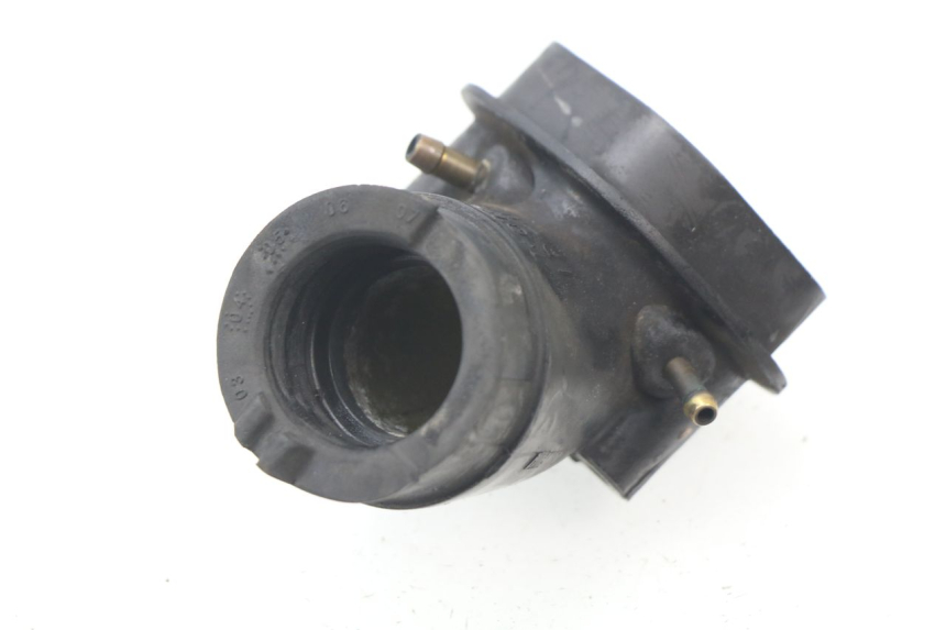 photo de INTAKE PIPE KYMCO AGILITY 125 (2005 - 2010) - Zoom on usage condition