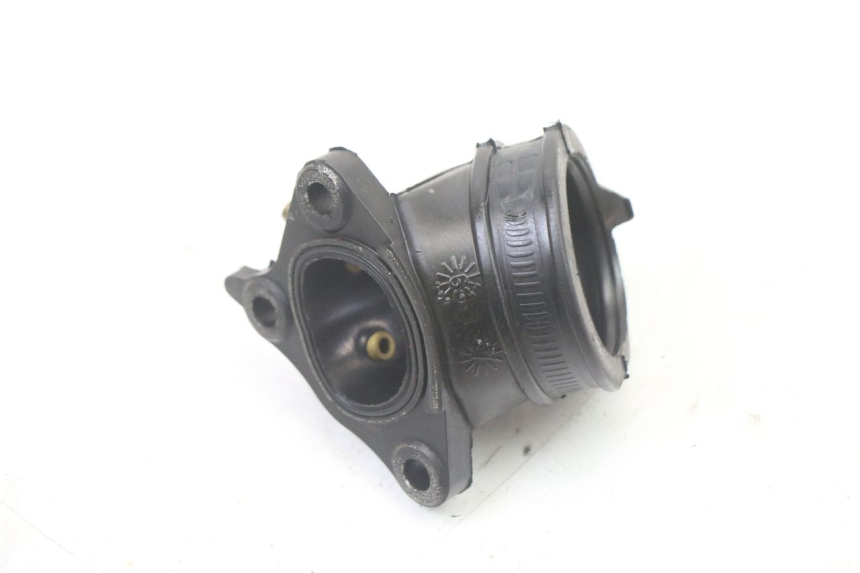 photo de INTAKE PIPE APRILIA ATLANTIC 125 (2003 - 2009) - Alternative perspective