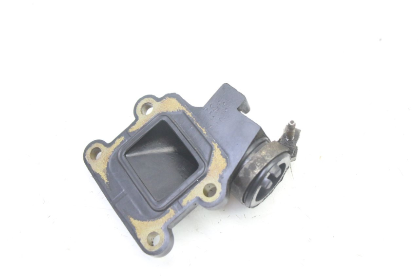 photo de INTAKE PIPE MBK BOOSTER NEXT GENERATION 50 (1995 - 1998) - Alternative perspective