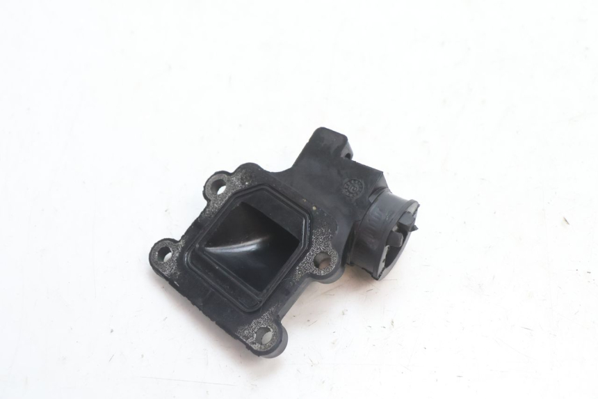 photo de INTAKE MANIFOLD MBK BOOSTER SPIRIT 50 (2004 - 2017) - Zoom on usage condition