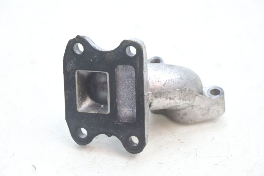 photo de INTAKE MANIFOLD PEUGEOT BUXY 50 (1993 - 1998) - Alternative perspective