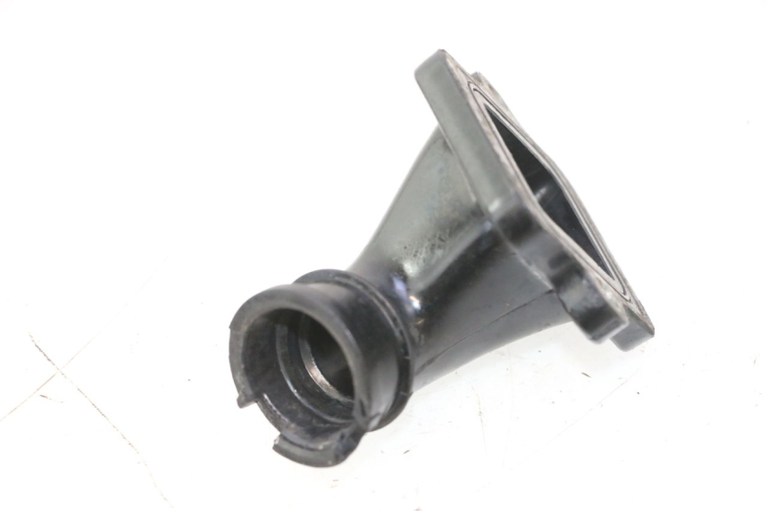 photo de INTAKE PIPE PEUGEOT CITYSTAR 2T 50 (2018 - 2021) - Alternative perspective