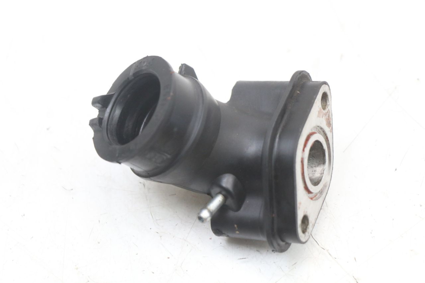 photo de INTAKE MANIFOLD KYMCO DINK 4T 50 (2007 - 2018) - Alternative perspective