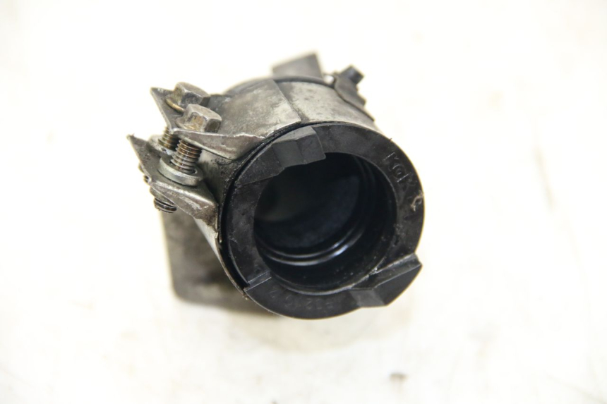 photo de INTAKE MANIFOLD KYMCO DINK STREET 125 (2009 - 2014) - Zoom on usage condition