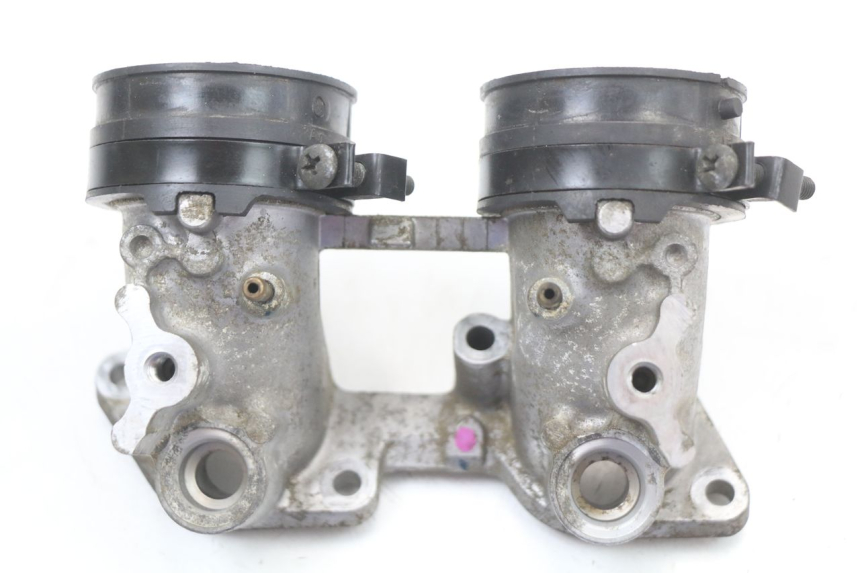 photo de INTAKE PIPE HONDA FJS SILVER WING SILVERWING 400 (2005 - 2008) - Zoom on usage condition