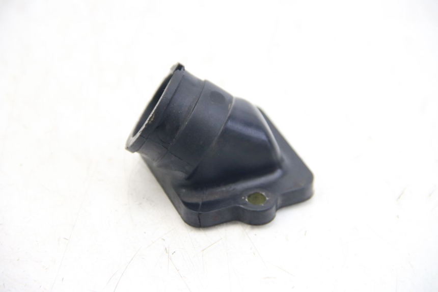 photo de INTAKE MANIFOLD PIAGGIO FLY 2T 50 (2004 - 2017) - Zoom on usage condition