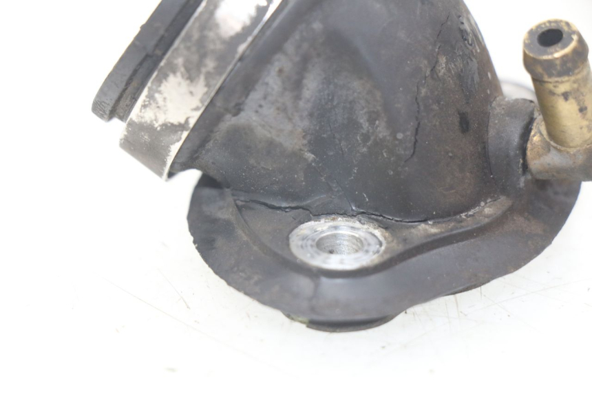 photo de INTAKE PIPE PIAGGIO FLY 125 (2005 - 2012) - Alternative perspective