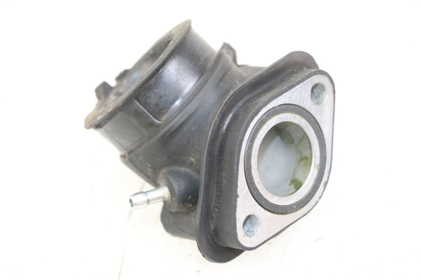 photo de INTAKE PIPE GOES WIKI 125 (2010 - 2015) - Component detail