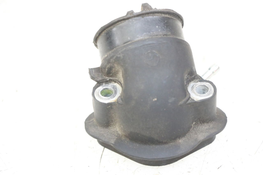 photo de INTAKE PIPE GOES WIKI 125 (2010 - 2015) - Zoom on usage condition