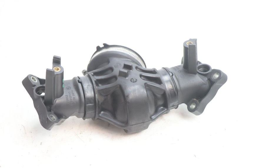 photo de INTAKE MANIFOLD GILERA GP 800 (2007 - 2013) - Alternative perspective