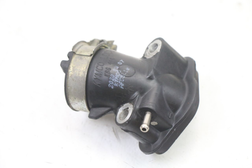 photo de INTAKE MANIFOLD KYMCO AGILITY 4T 50 (2018 - 2022) - Zoom on usage condition
