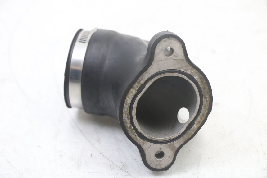 photo de INTAKE PIPE KYMCO XCITING 500 (2007 - 2010) - Technical close-up
