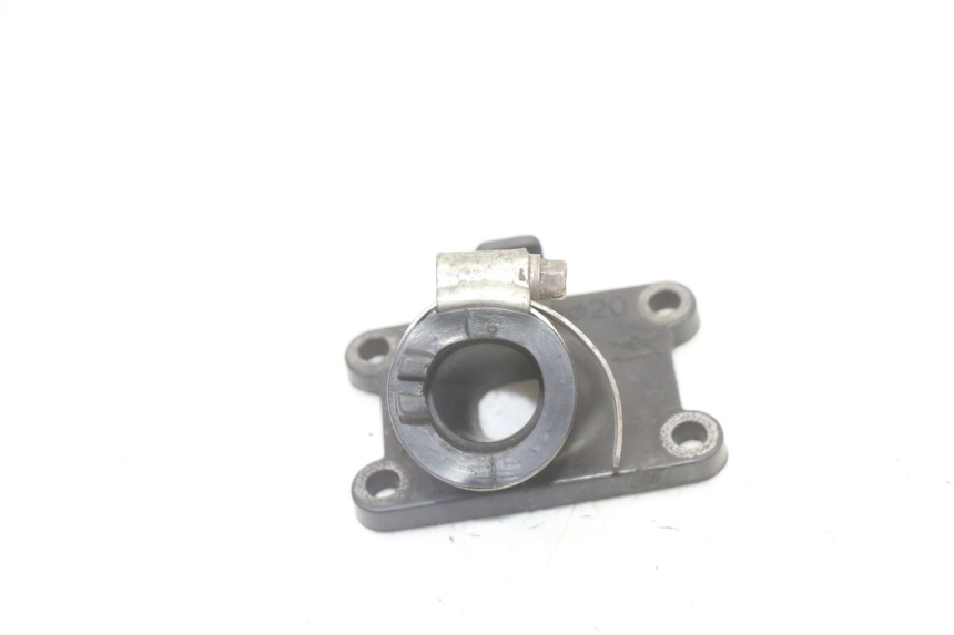 photo de INTAKE PIPE RIEJU MRT 50 (2018 - 2021) - Zoom on usage condition