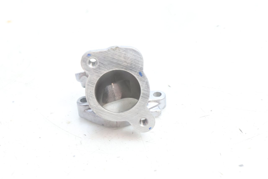 photo de INTAKE PIPE YAMAHA N-MAX NMAX 125 (2021 - 2024) - Zoom on usage condition