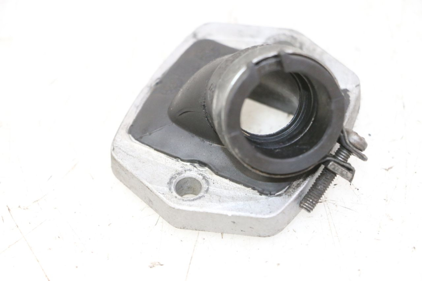 photo de INTAKE PIPE PIAGGIO NEW TYPHOON 50 (2010 - 2017) - Zoom on usage condition