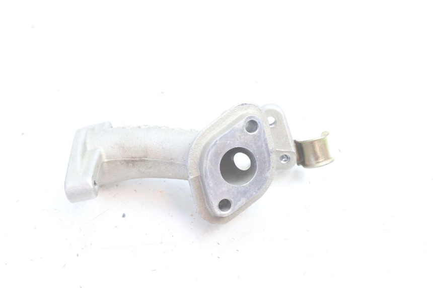 photo de INTAKE PIPE SYM ORBIT III 3 4T 50 (2021 - 2025) - Technical close-up