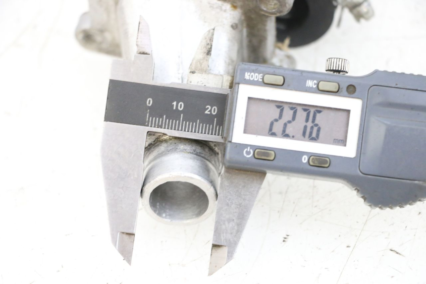 photo de INTAKE MANIFOLD GILERA RK 50 (1996 - 1999) - Component detail