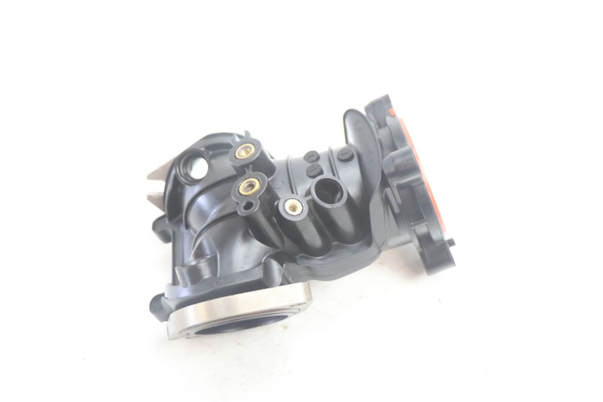 photo de INTAKE PIPE HARLEY DAVIDSON ROAD GLIDE FLTRXSE 1920 (2018 - 2022) - Zoom on usage condition