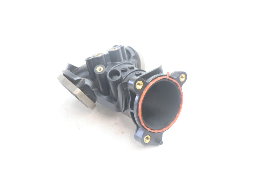 photo de INTAKE PIPE HARLEY DAVIDSON ROAD GLIDE FLTRXSE 1920 (2018 - 2022) - Alternative perspective