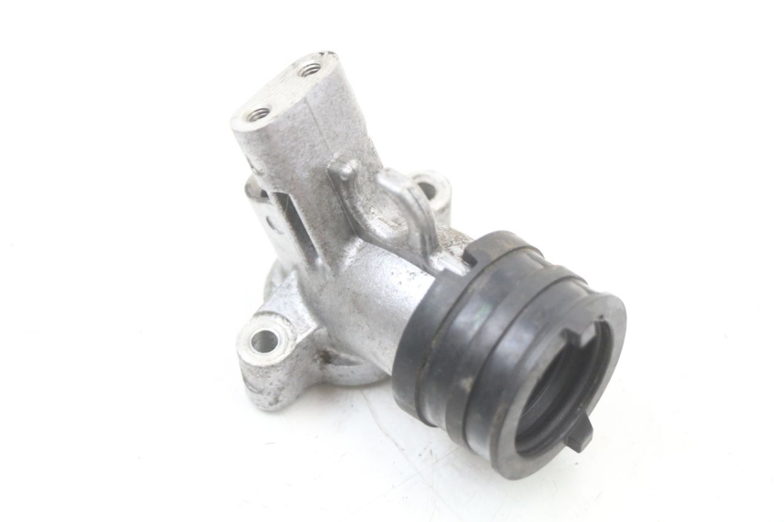 photo de INTAKE MANIFOLD DAELIM S3 125 (2010 - 2017) - Zoom on usage condition