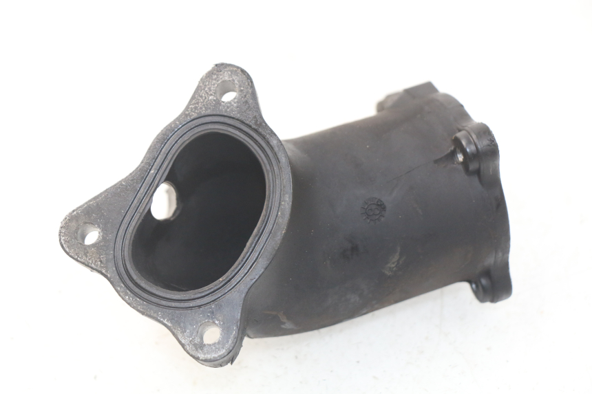 photo de INTAKE PIPE PEUGEOT SATELIS 500 (2007 - 2013) - Zoom on usage condition