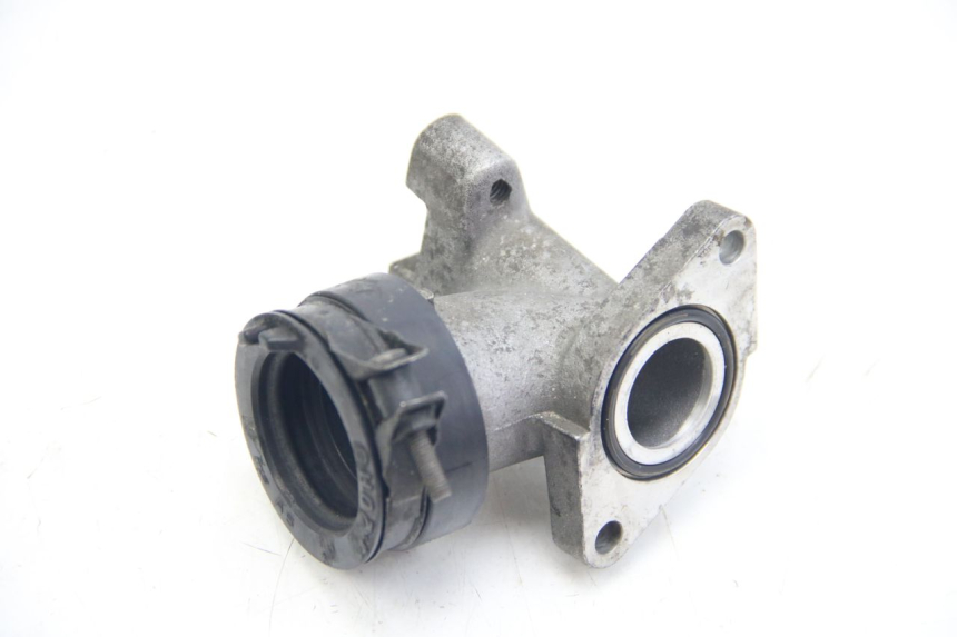photo de INTAKE MANIFOLD SUZUKI SIXTEEN 125 (2008 - 2010) - Main view