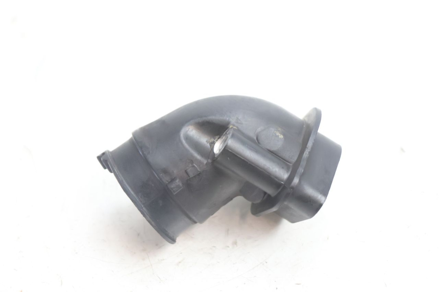 photo de INTAKE PIPE RAZZO STEED 125 (2012 - 2018) - Component detail