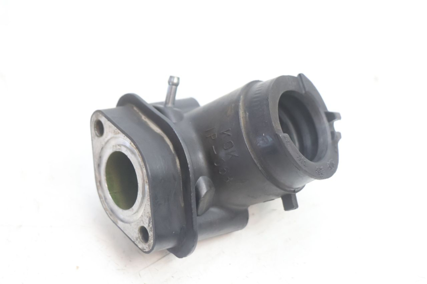 photo de INTAKE PIPE RAZZO STEED 125 (2012 - 2018) - Zoom on usage condition